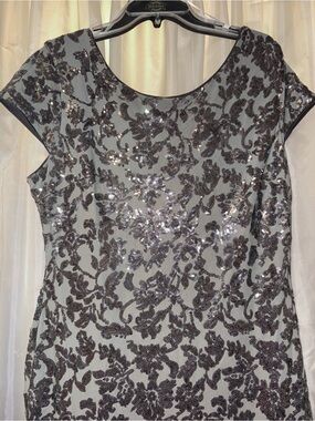 Calvin Klein Sequin Floral Sheath Evening Dress in Silver